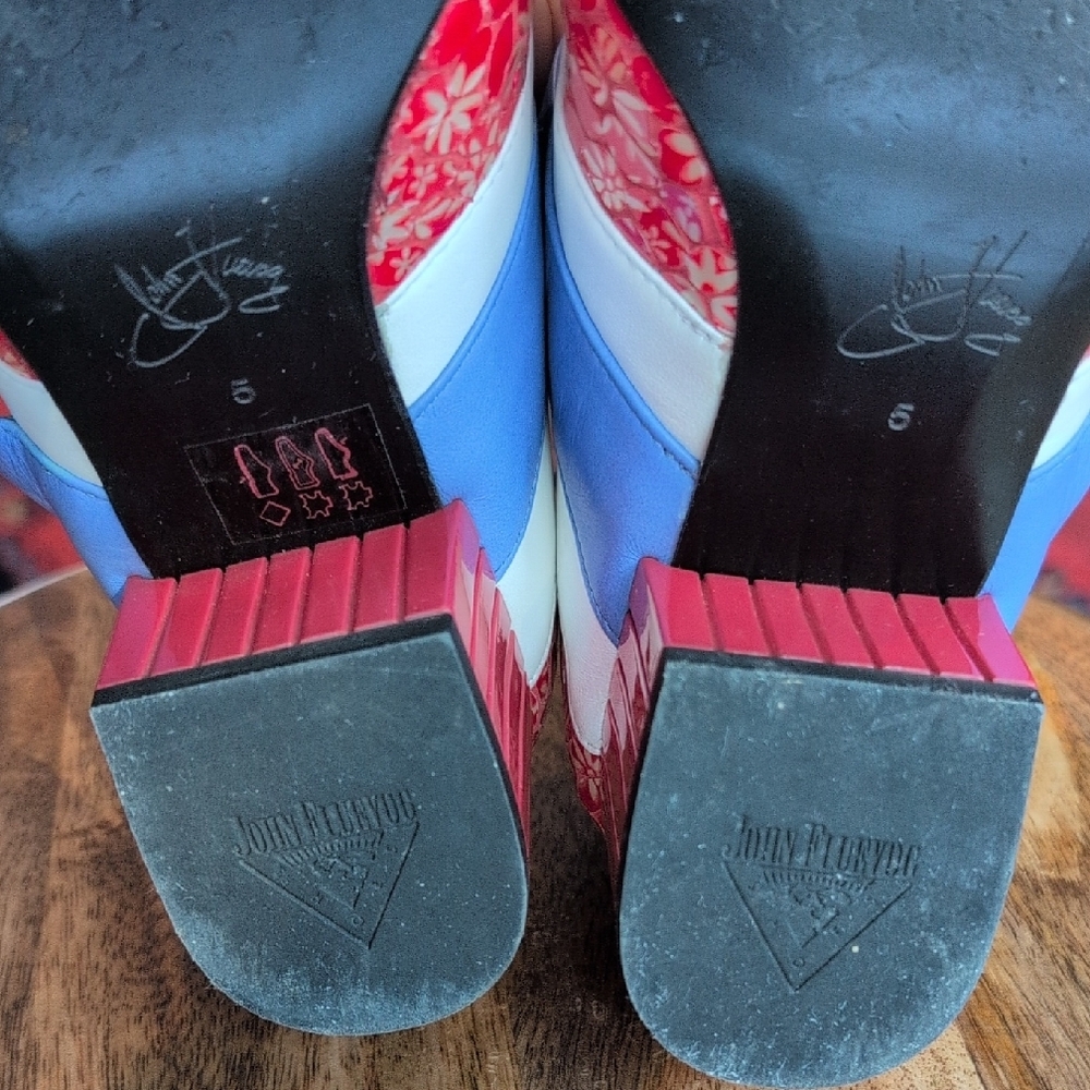 John Fluevog "Effortless Felicity" vintage inspired Mary Jane heels in FloralRed - Picture 6 of 9